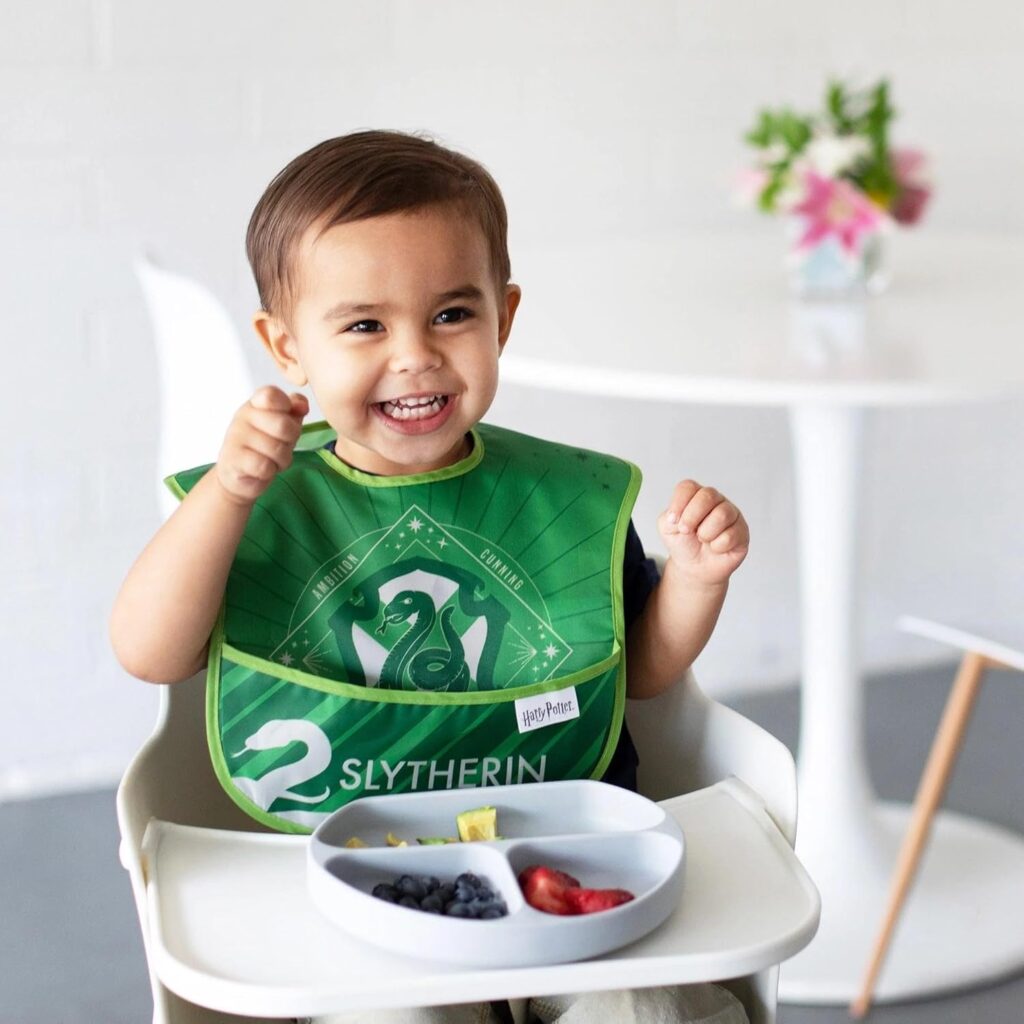 Bumkins Bibs for Girl or Boy, SuperBib Baby and Toddler for 6-24 Months, Essential Must Have for Eating, Feeding, Baby Led Weaning, Mess Saving Waterproof Soft Fabric, 3-pk Harry Potter Slytherin Bumkins Bibs for Girl or Boy, SuperBib Baby and Toddler for 6-24 Months, Essential Must Have for Eating, Feeding, Baby Led Weaning, Mess Saving Waterproof Soft Fabric, 3-pk Harry Potter Slytherin