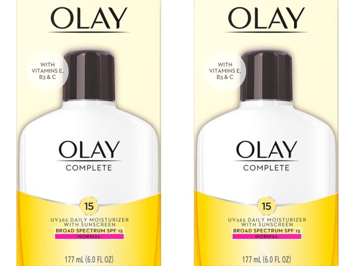 Olay Face Moisturizer with SPF 15, Daily Facial Lotion for Normal Skin, Lightweight Hydrating Broad Spectrum Sun Protection – Vitamin C, E, and Niacinamide – 6 Oz 2 Pack